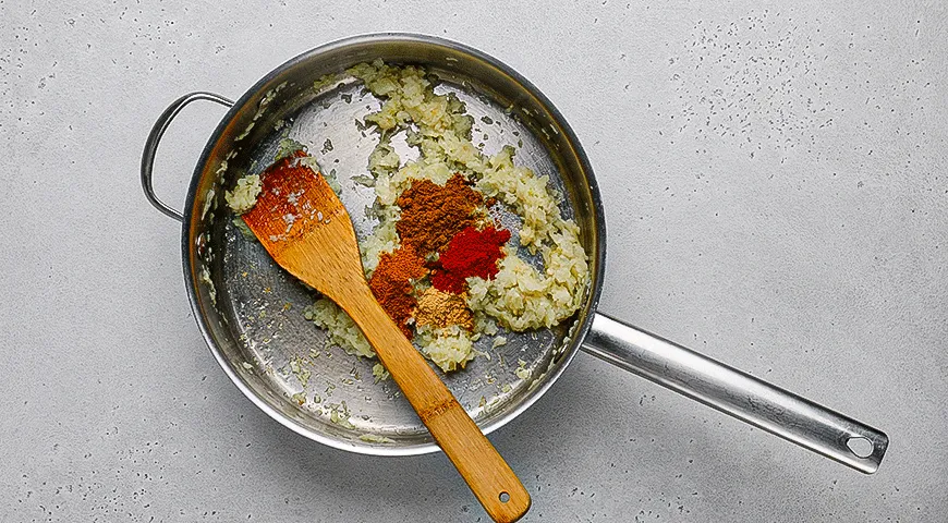 Карри с печенкой и горошком