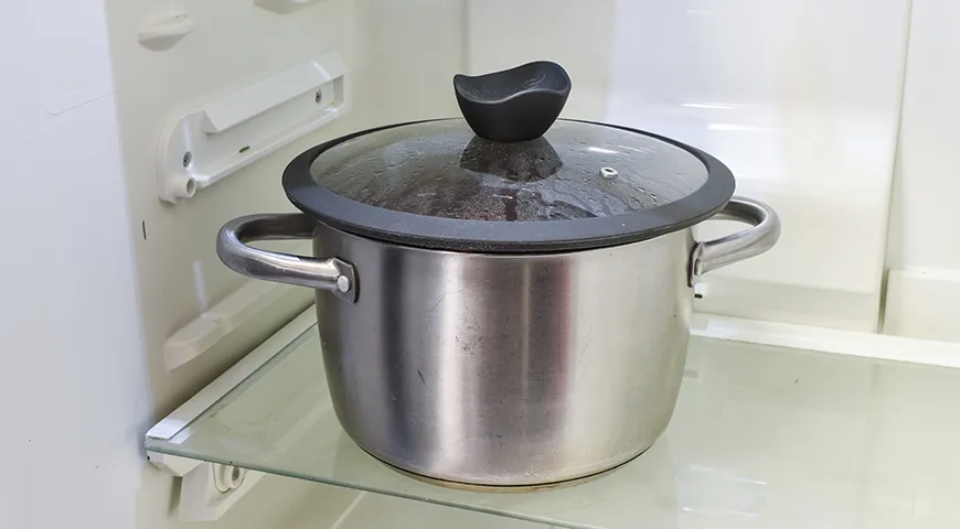 Свиные щечки в луковой шелухе