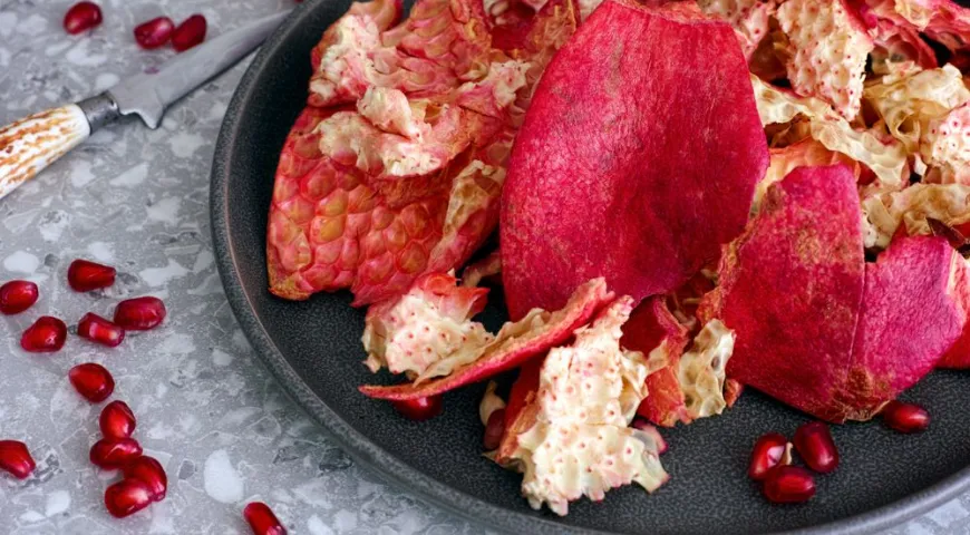 Корки содержат больше антиоксидантов, чем зерна граната 