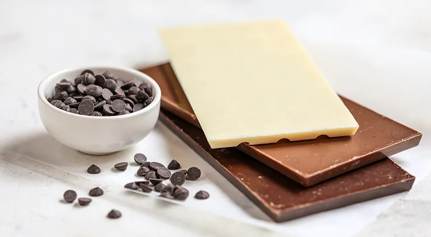 Для темного шоколада оптимально от 55% какао-масла, для молочного и белого — от 32%
