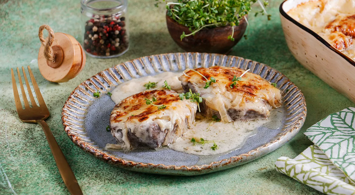 Рецепт мяса по-московски с корнем петрушки