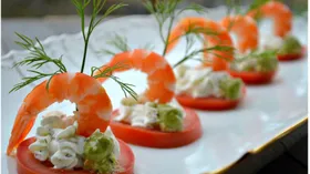 Простые рецепты с мягкими сырами и креветками