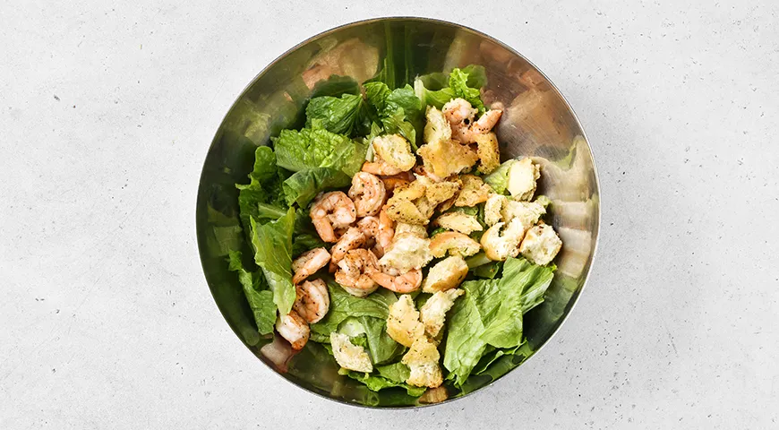 «Цезарь» с креветками от Ивлева