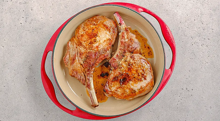 Свинина с виноградом