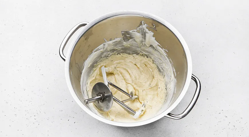 Пицца на сметане на сковороде