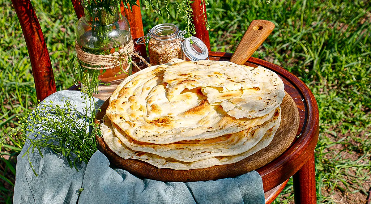 Слоеная лепешка по-адыгейски