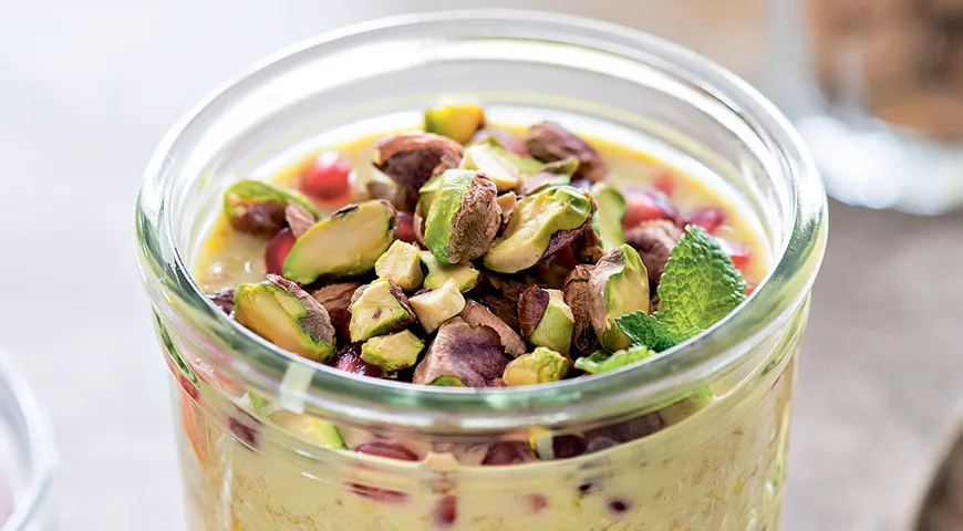 Lazy Oatmeal with Blueberry and Lemon Zest