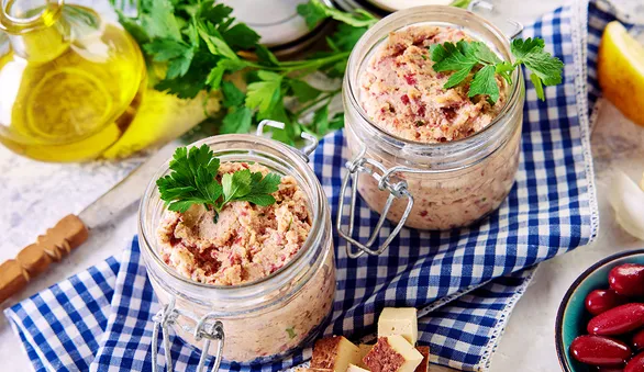 Постные паштеты и риеты: 12 быстрых и сытных идей на каждый день