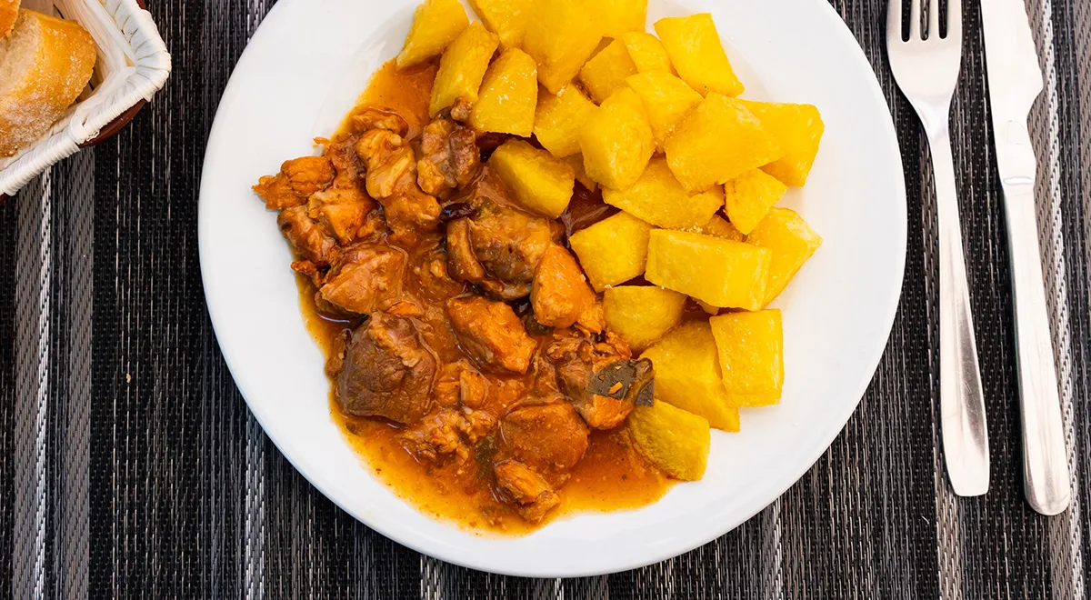 Гуляш из свинины