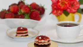 Простые рецепты со сливками и клубникой