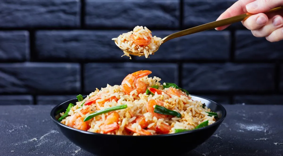 Рис с креветками, рецепты, вариации и что еще добавить к этой паре