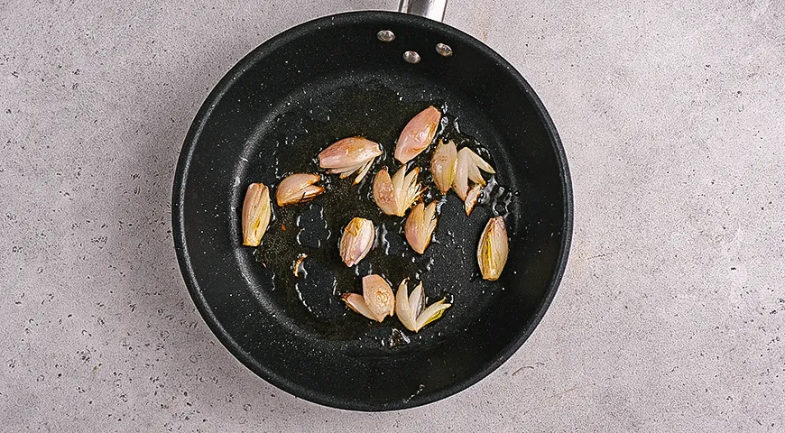 Карпаччо из кабачков с белой фасолью