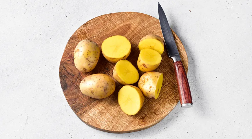 Тушенная картошка с мясом в мультиварке