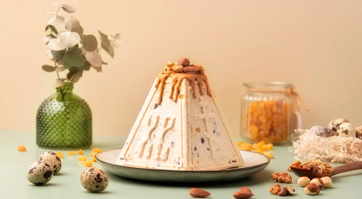 Пасха с шоколадом и орехами