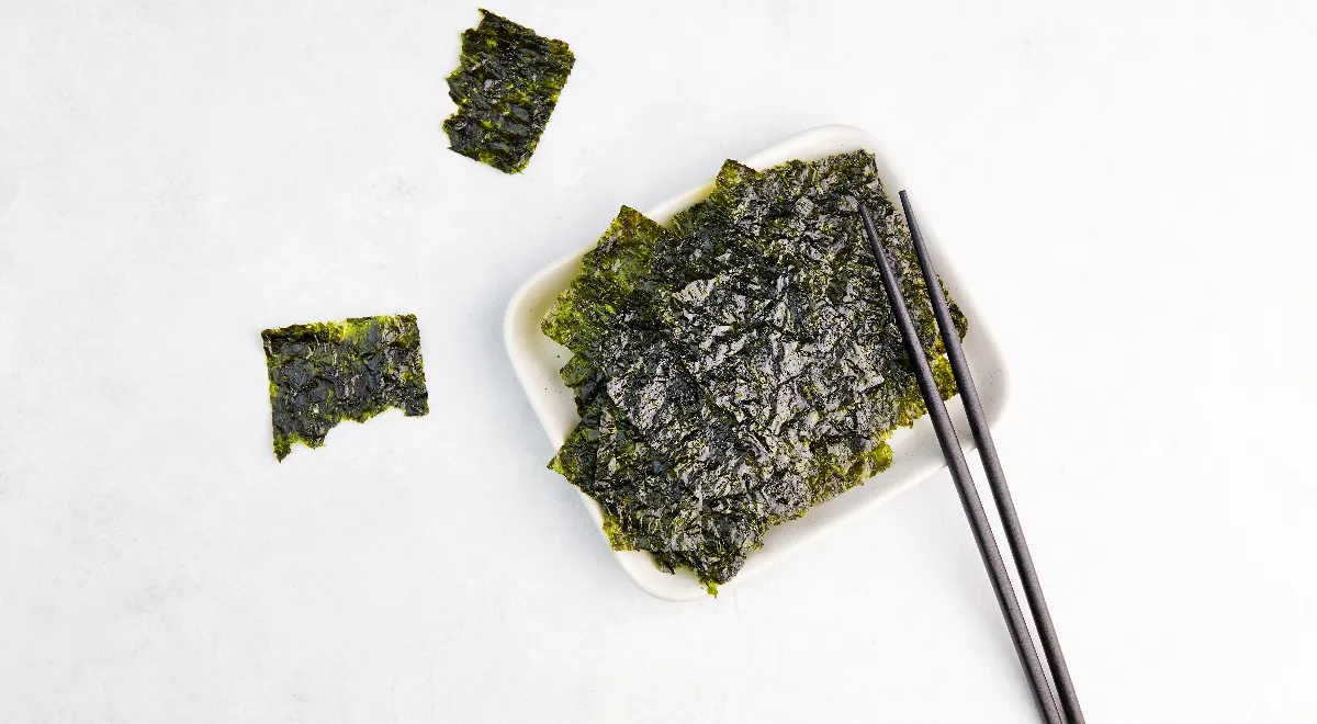 Эксперт рассказал, чем опасны сушеные водоросли