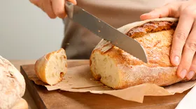 С чем полезно есть белый хлеб? Демонизация продукта ничем не оправдана, заявила врач