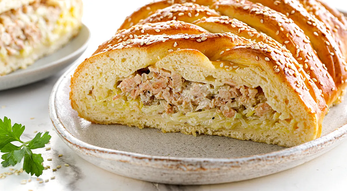 Пирог с горбушей и рисом