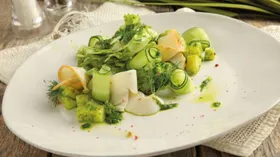 Рецепты для постного меню с огурцом и кальмарами