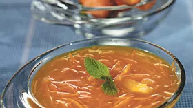 Морковный суп с медом и имбирем