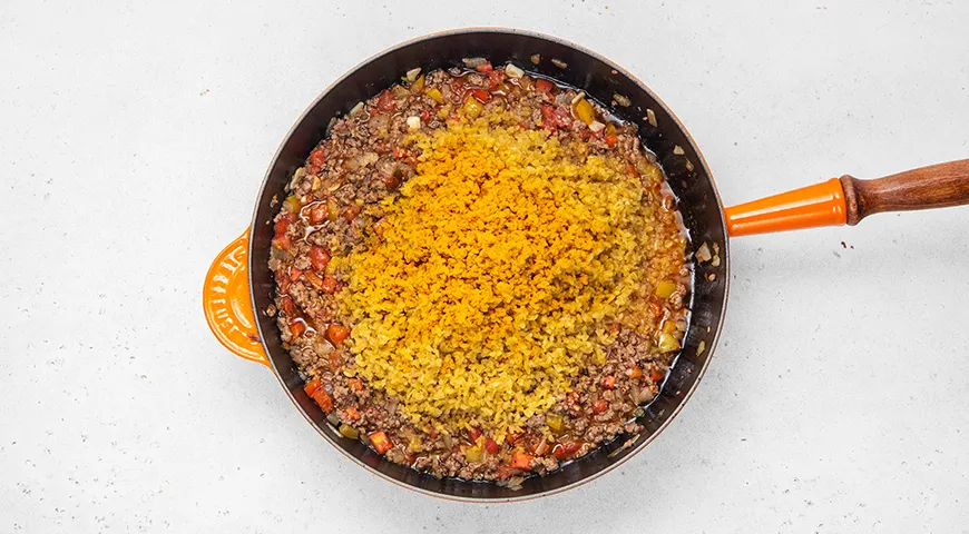 Булгур с фаршем на сковороде