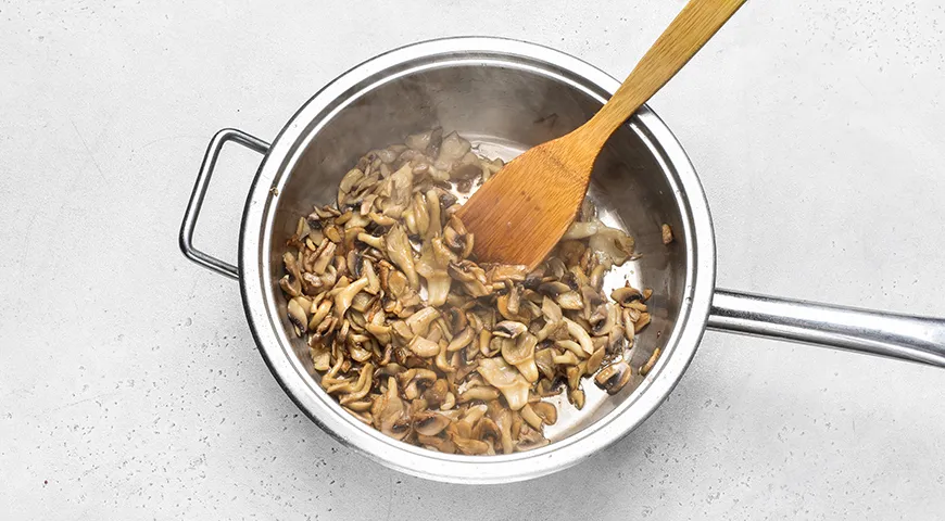 Куриный жюльен