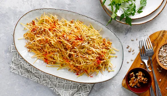 Салат с зеленой редькой