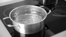 Как правильно варить воду и сколько можно ее кипятить без вреда для здоровья