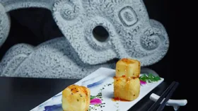 Хрустящие кубики тофу в кисло-сладком соусе
