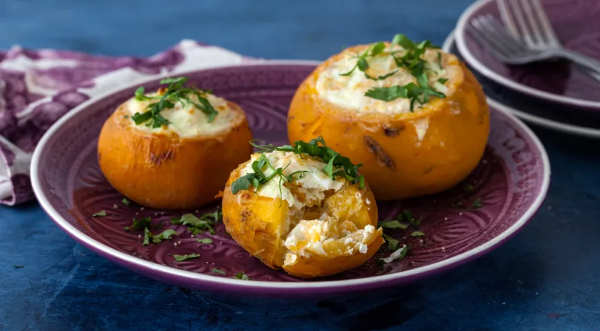 Рецепт репы, фаршированной яйцами со сметаной
