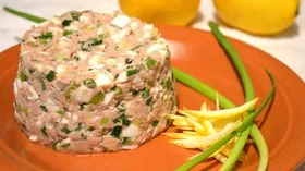 Рецепты с салатом, печенью трески и треской