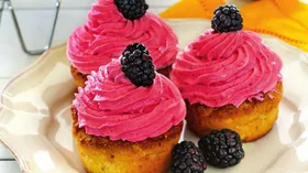 Рецепты с молоком и ежевикой