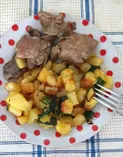 Куриная печень с овощами
