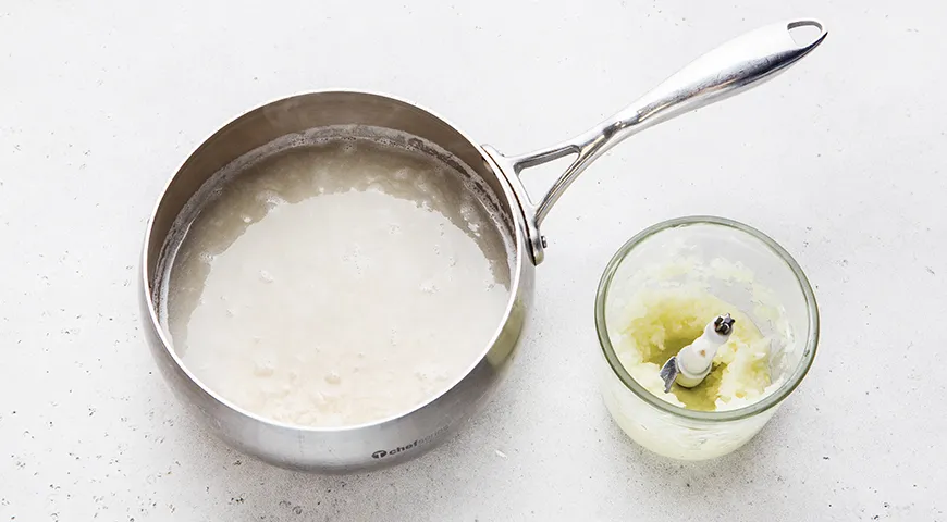 Тефтели под соусом бешамель