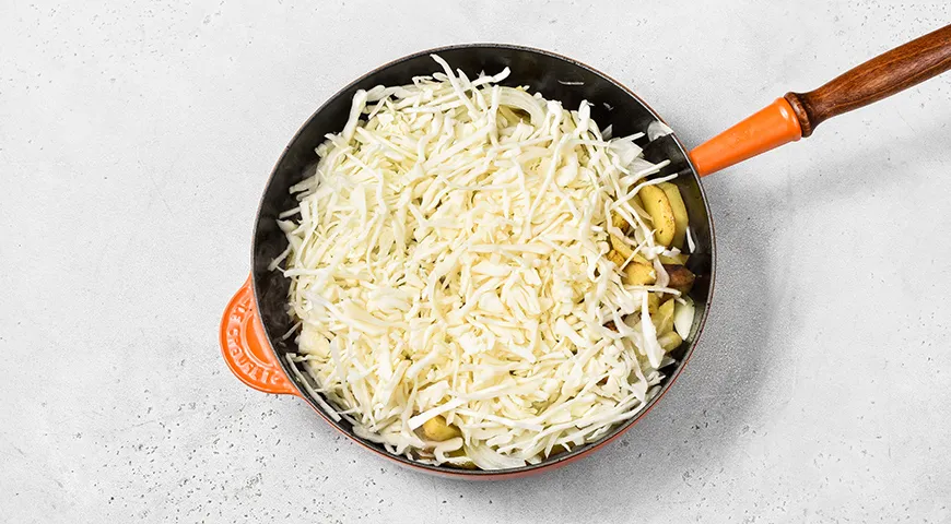 Жареная картошка с капустой
