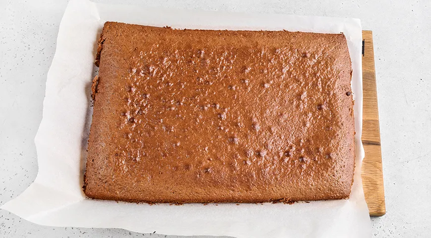 Торт «Сметанник» со сметанным кремом