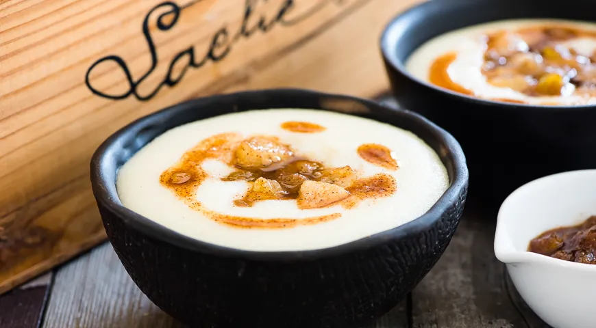 Манная каша с грушей