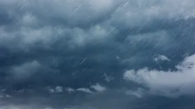 Лето отменяется: синоптики пообещали россиянам холодный и пасмурный июль