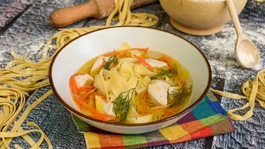 Суп лапша, куриный суп с лапшой