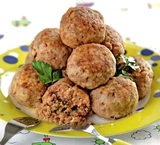 Тефтели из баранины с пшенкой