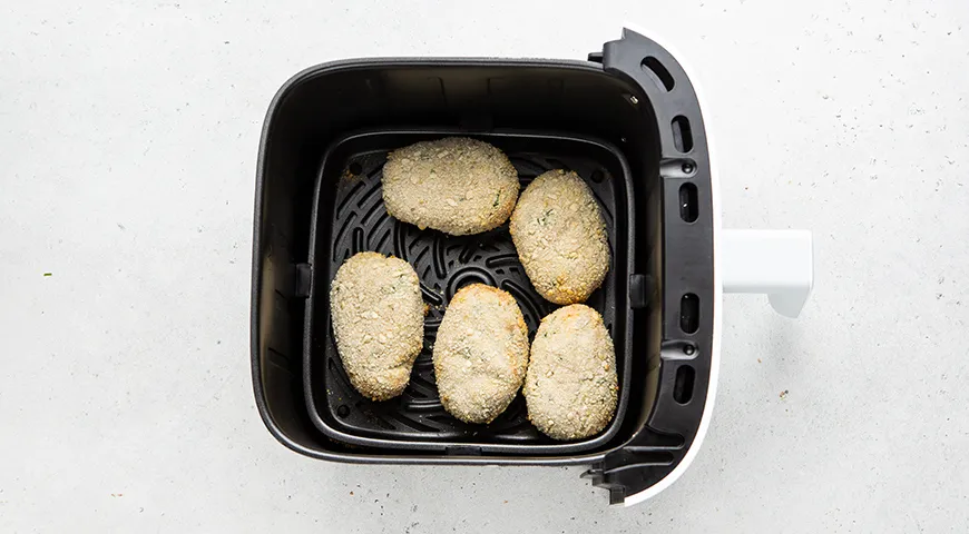 Куриные котлеты в аэрогриле