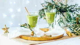 Зеленый оливковый коктейль
