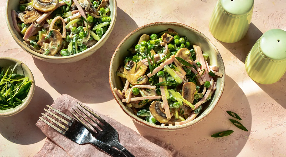 Салат с ветчиной, грибами и сыром - простой и вкусный рецепт с пошаговыми фото