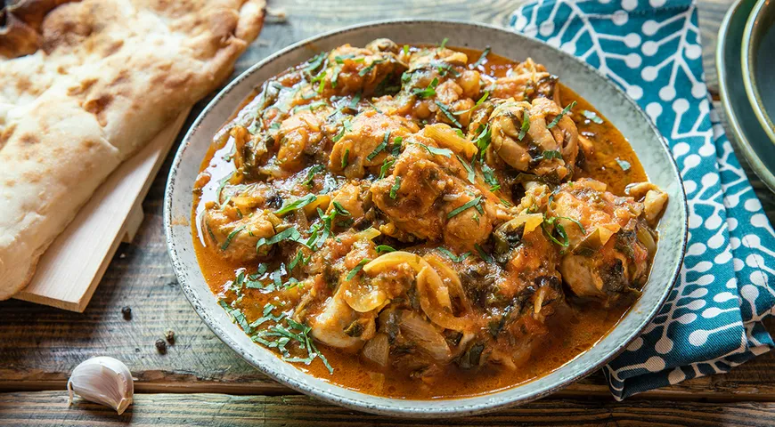 Чахохбили из курицы в казане