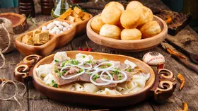 Казахская кухня дома: 10 традиционных блюд, которые легко приготовить