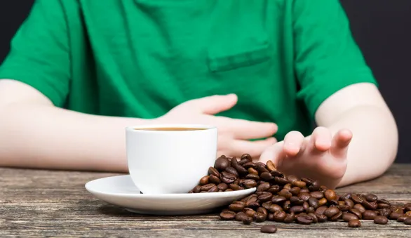 Можно ли кофе детям: нормы кофеина для детей и подростков
