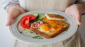 Рецепты с твёрдыми сырами, колбасой и хлебобулочными изделиями