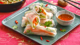 Спринг-роллы с креветками