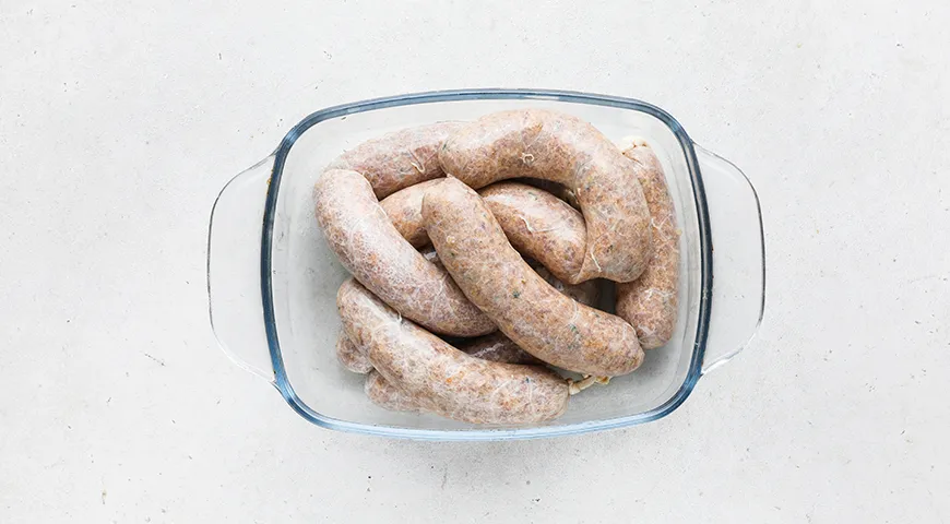 Свиные купаты в духовке