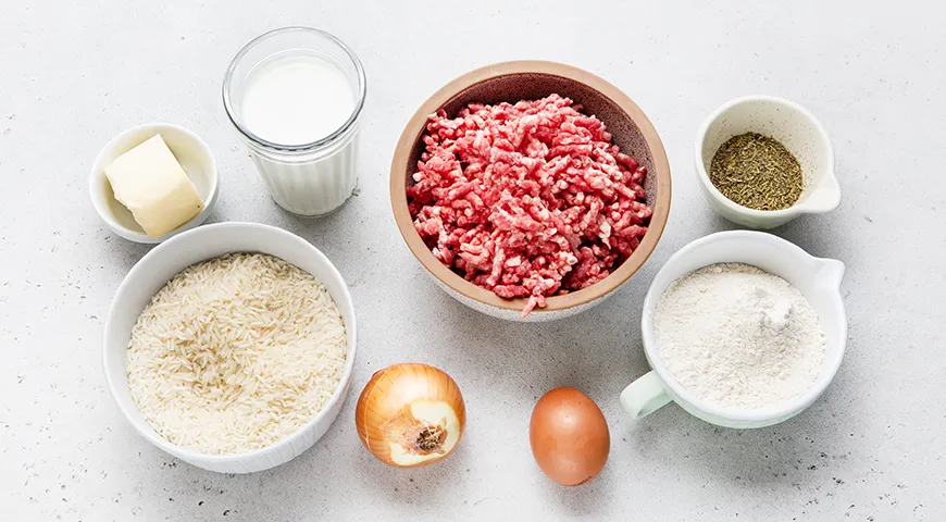 Тефтели под соусом бешамель