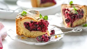 Блюда в духовке с белой смородиной